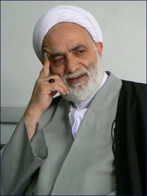 دانلود کلیپ سخنرانی استاد قرائتی در مورد جنگ سرد